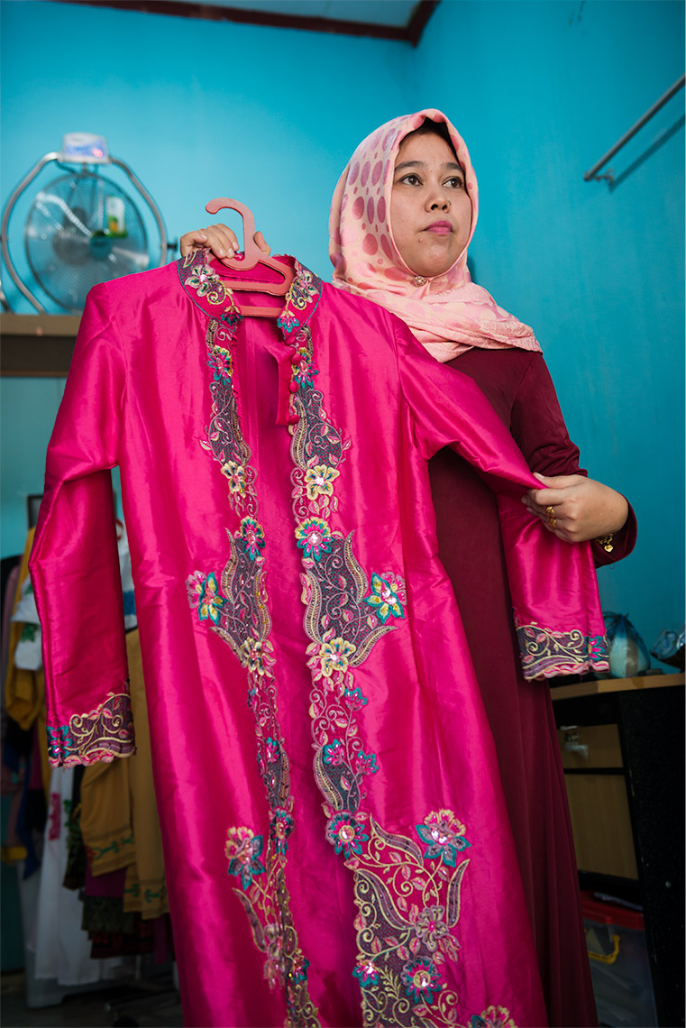 Yuyun,-Embroider